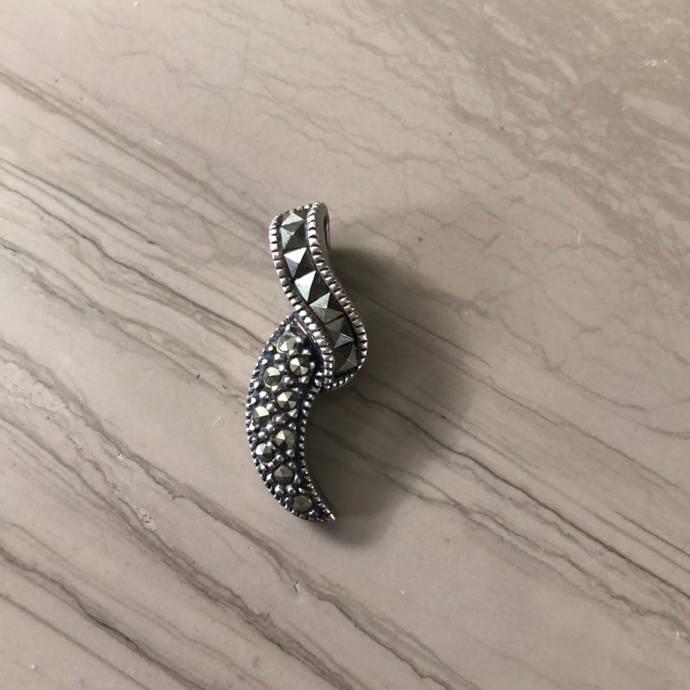 Beautiful Judith Jack charm for necklace